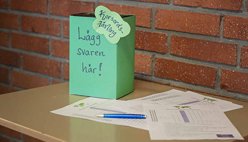 Tävlingsformulär på bord